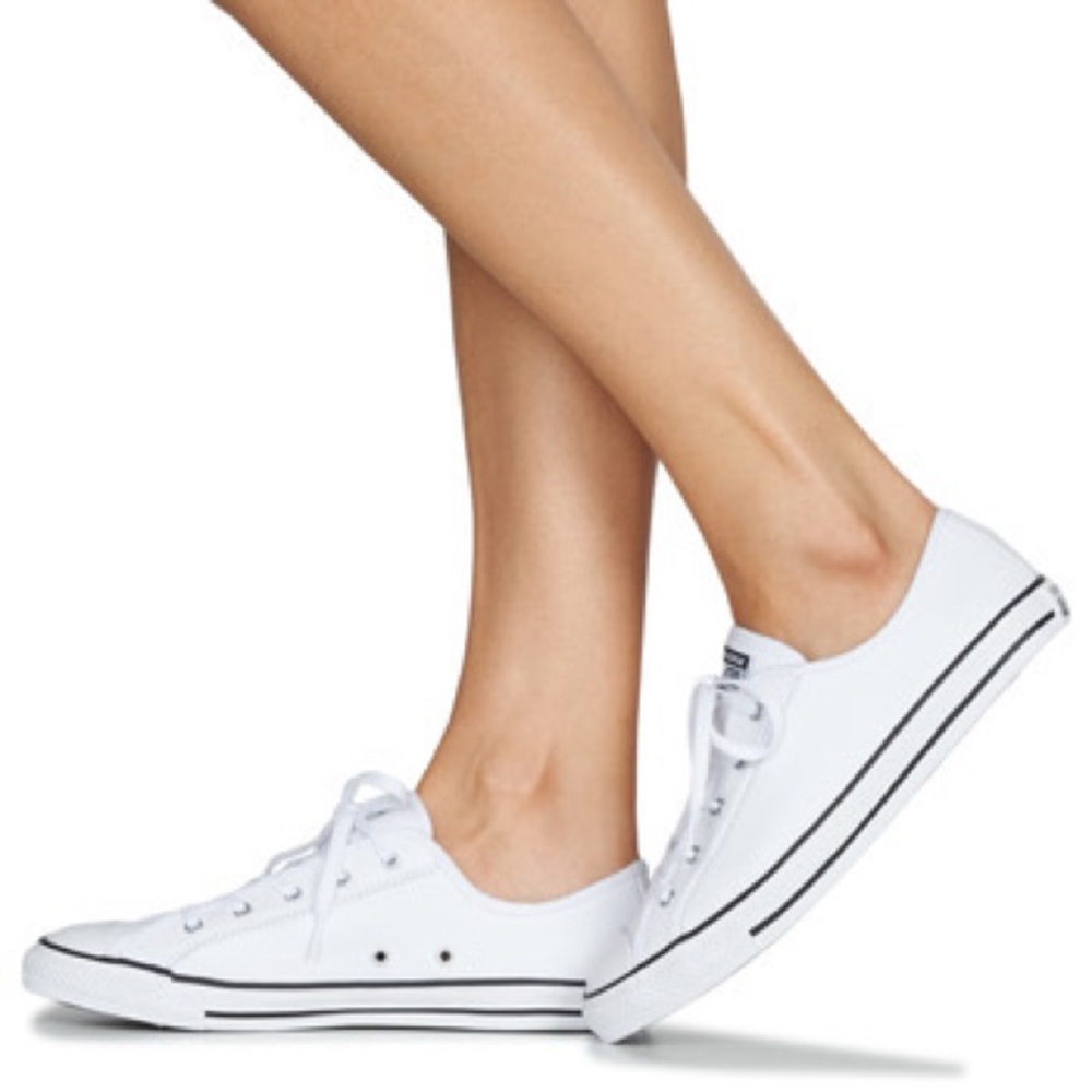 Womens converse size 8